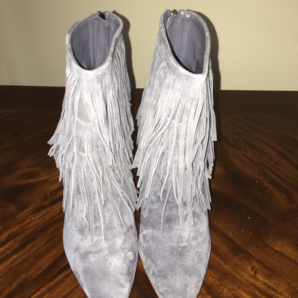 Steve Madden Grey suede flapper fringe  booties - Picture 7 of 7